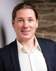 Redner: Dr.  Michele Ufer - Sportpsychologe und Ultramarathonläufer 