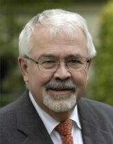 Redner: Dr. Helmut Becker - Wirtschaftswissenschaftler, Direktor des IWK, ehem. Chefvolkswirt von BMW