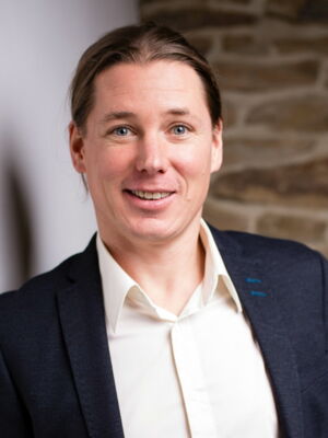 Redner: Dr.  Michele Ufer - Sportpsychologe und Ultramarathonläufer 