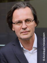 Redner: Prof. Dr.   Bernhard Pörksen - Medienwissenschaftler, Kommunikationsforscher, Autor