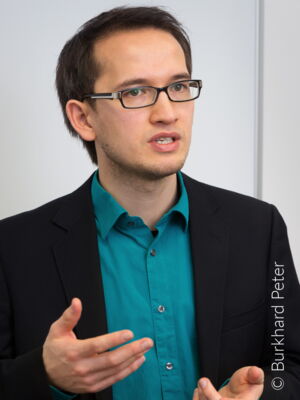 Redner: Prof. Dr.  Pao-Yu Oei - Experte für Erneuerbare Energien und die Energiewende