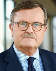 Redner: Prof. Dr. med. Frank Ulrich Montgomery - Vorsitzender des Weltärztebundes, ehem. Präsident der Bundesärztekammer und Ehrenvorsitzender des Marburger Bundes